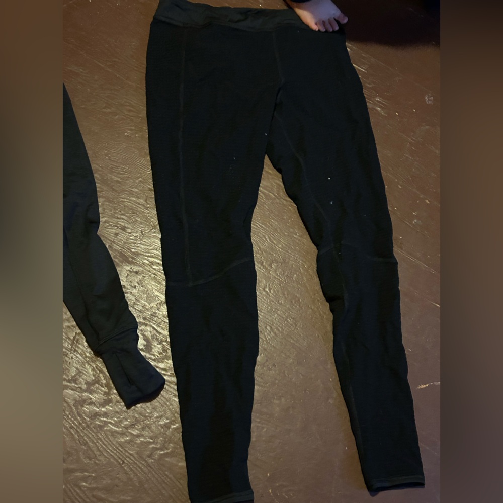 Under Armour UA Base 2.0 Leggings and top set-black - Picture 6 of 6